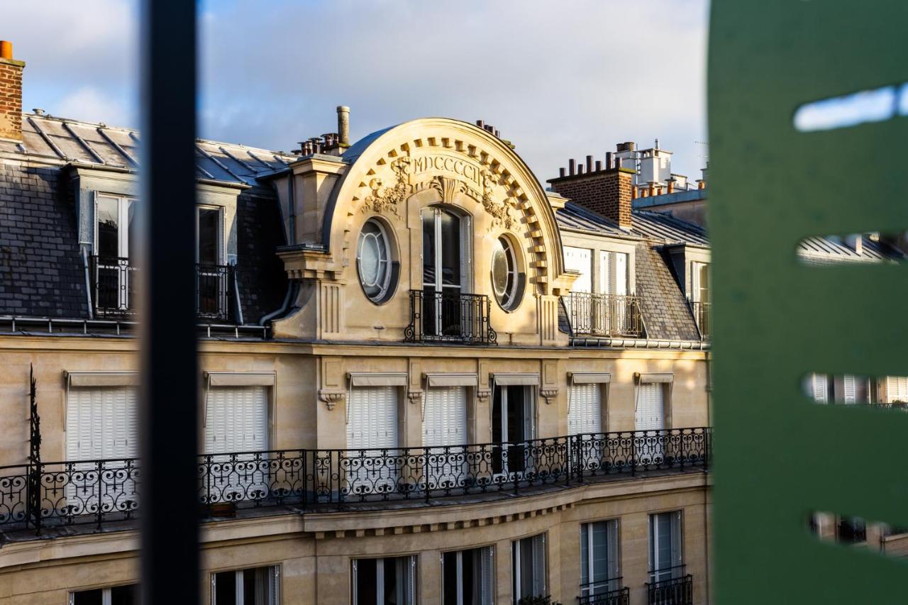 Отель Bonsoir Madame Париж Экстерьер фото